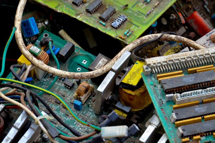 Chatarra-electrónica2